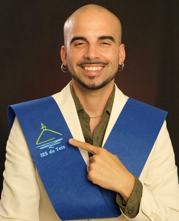 Víctor Manuel Oujo Víctor Manuel Oujo
